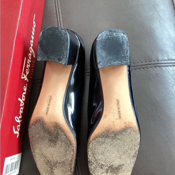 Salvatore Ferragamo Black Leather Women's Shoes - Picture 5 of 7